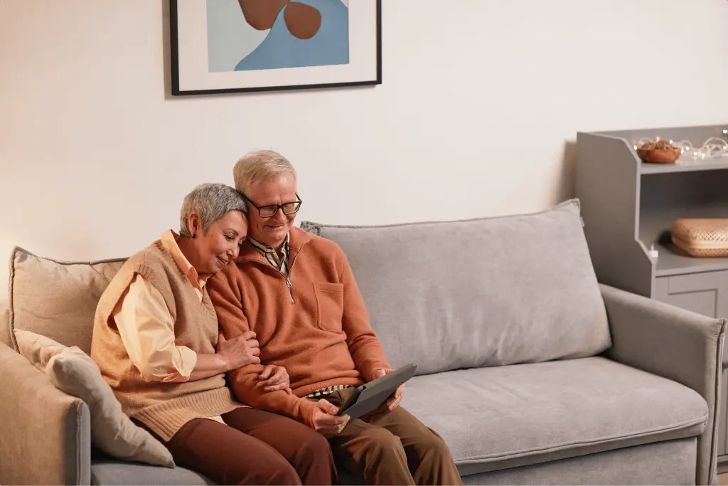 Digital Photo Frame for Grandparents