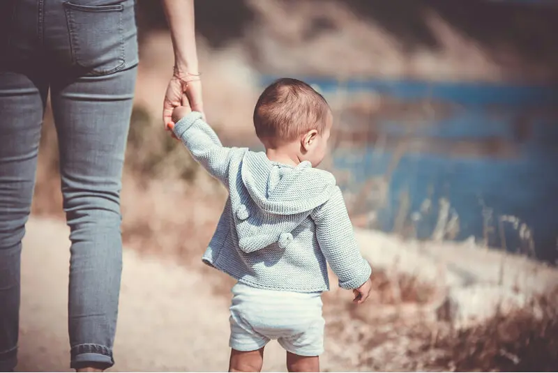 Private Photo Sharing for Families: No Social Media Needed